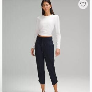 Lululemon Pants Womens Size 4 Dance Studio Mid-Rise Crop 25” Clinched Hem Black